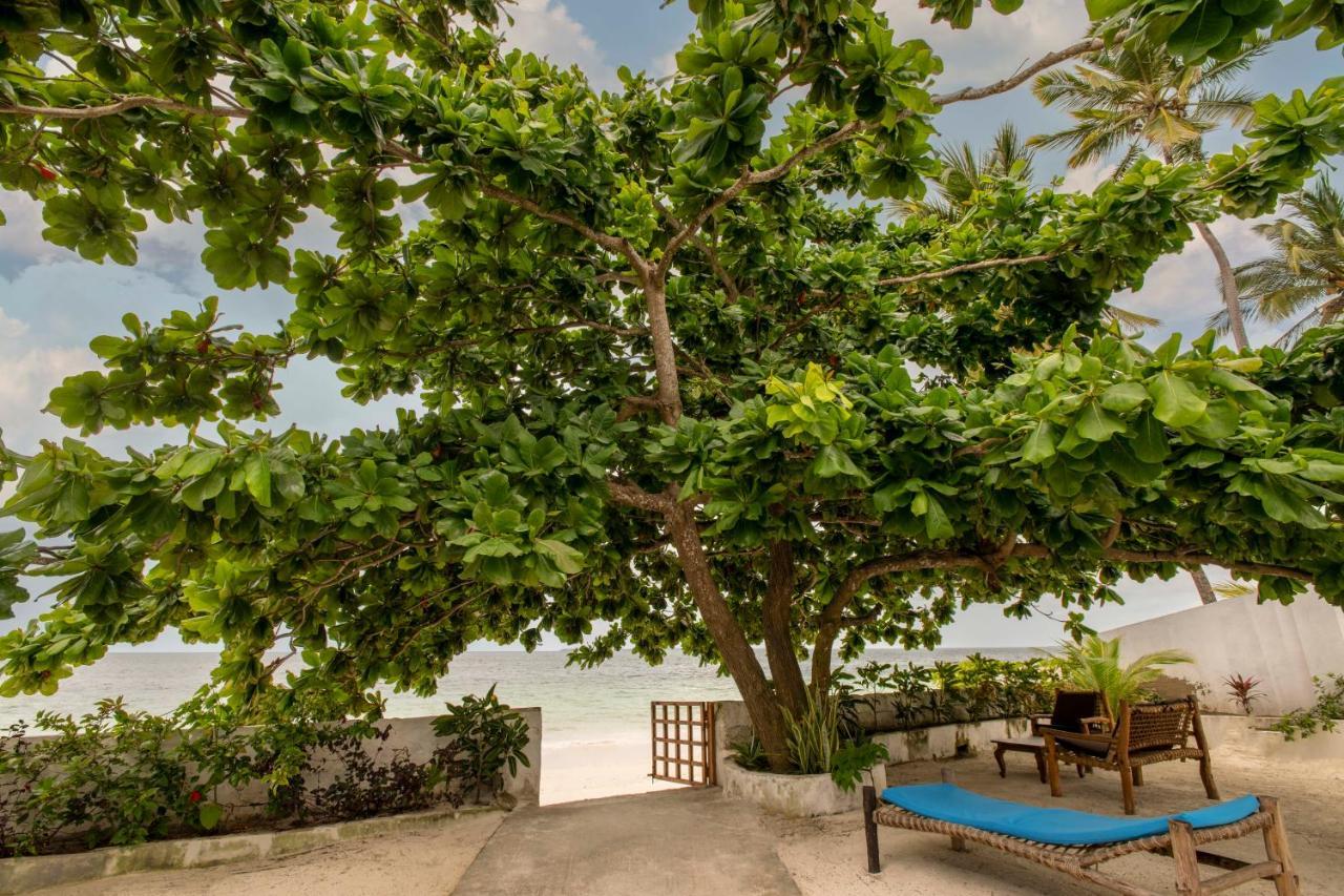 Uroa Beach Lodge Esterno foto
